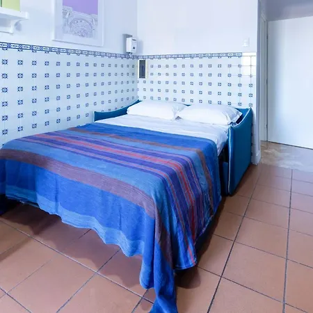 Milan Flat 5 Min From Duomo With Park For Small Cars Exterior photo