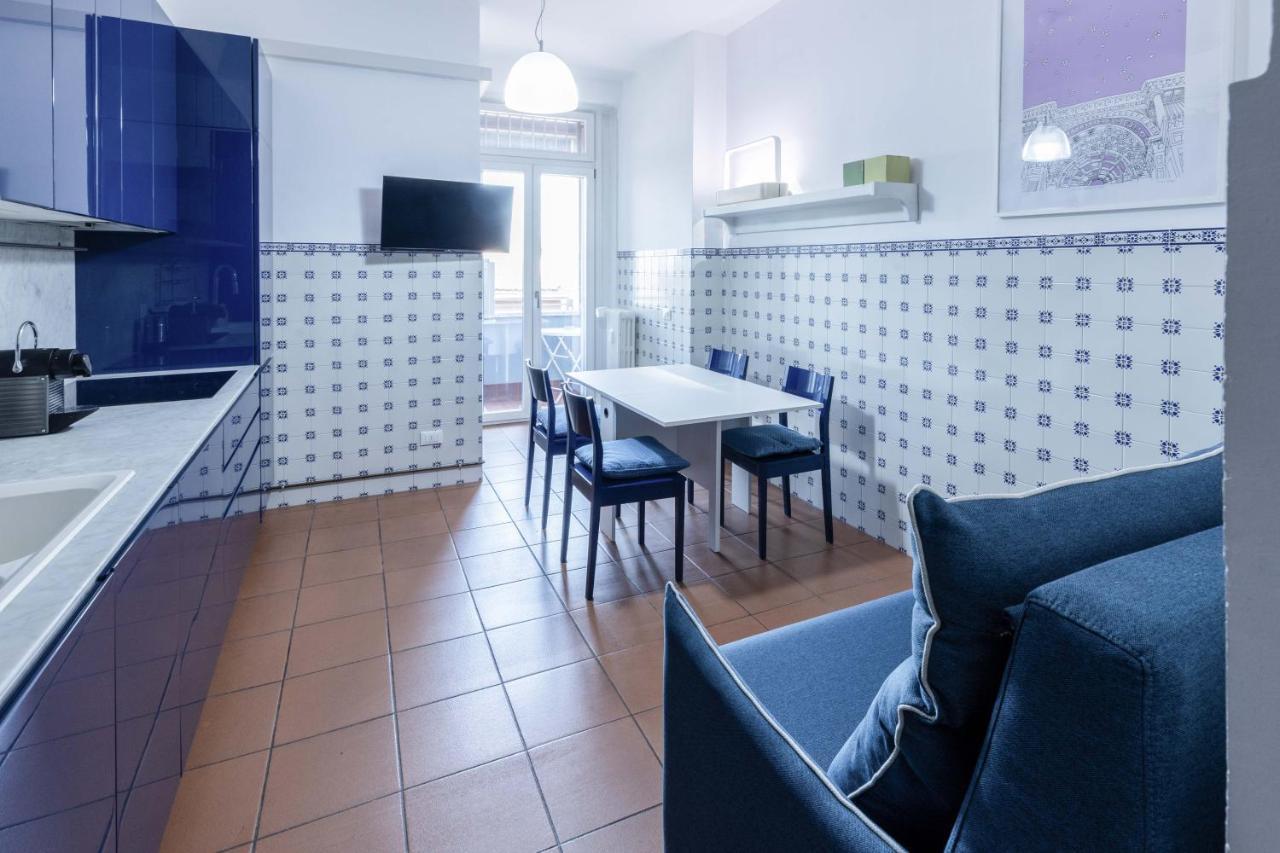 Flat 5 Min From Duomo With Park For Small Cars Milano