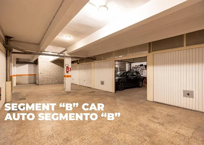 Milan Flat 5 Min From Duomo With Park For Small Cars